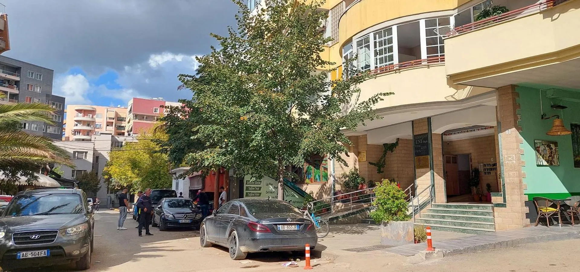 Penthouse Of Downtown Apartment Tirana