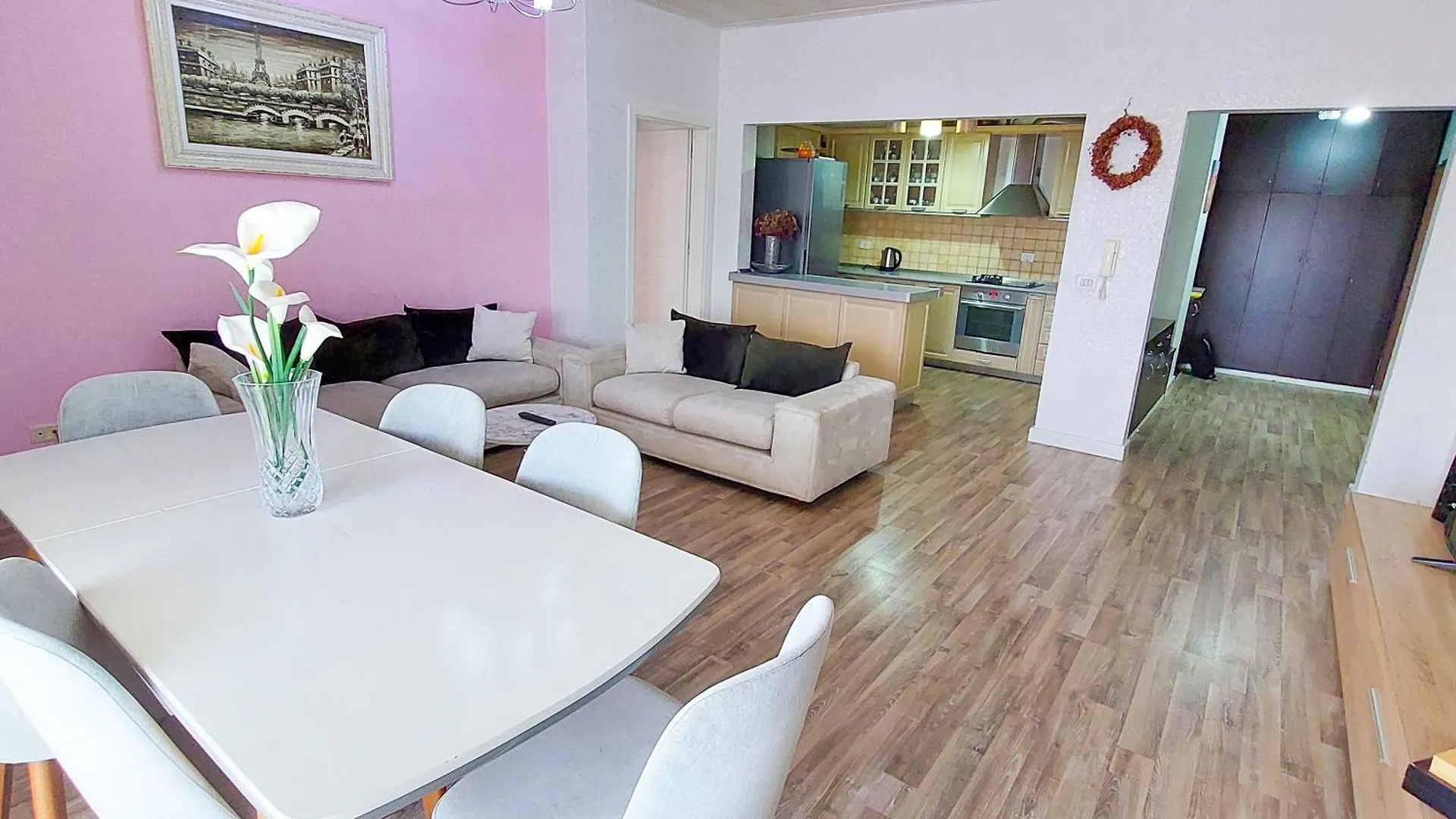 Penthouse Of Downtown Apartment Tirana